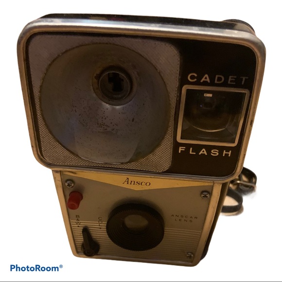 1960 Vintage Ansco Cadet Built in Flash, 127 film - Picture 3 of 3